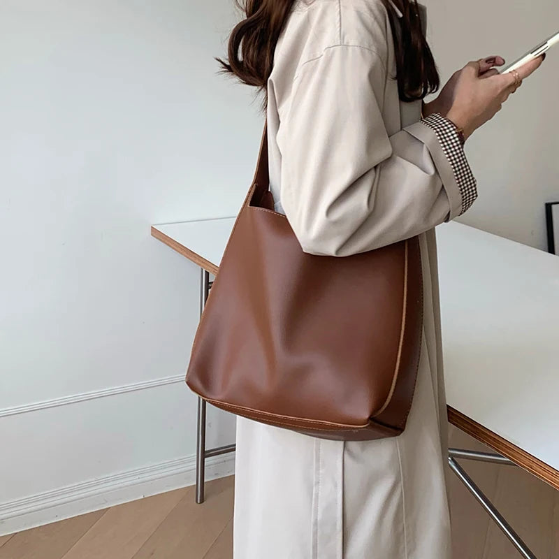 Minimalist PU Leather Shoulder Bag for Women - Versatile Fashion Handbag and Crossbody Bag for Work