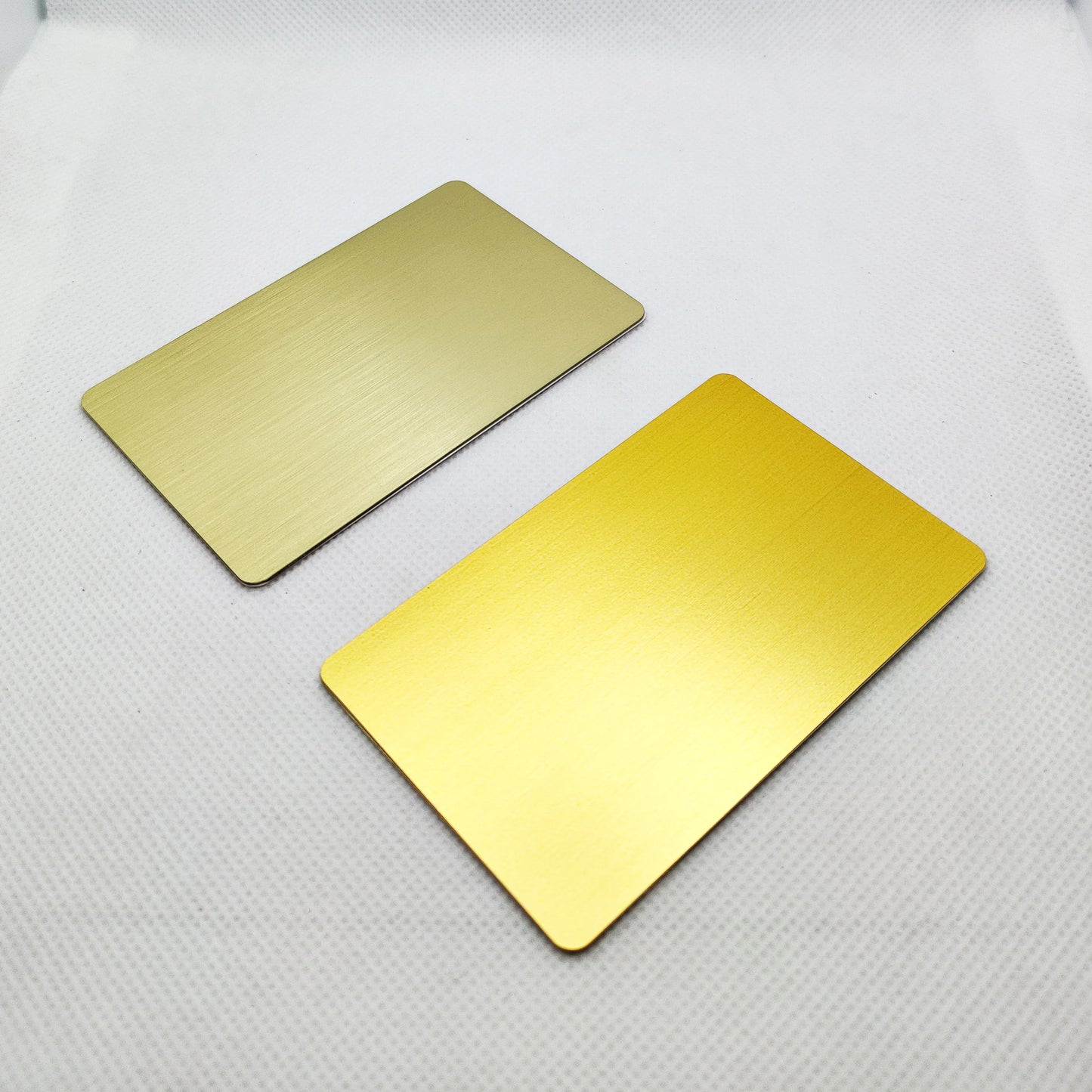 15 Pieces 13.56MHZ 215 Chip Blank Metal and PVC Hybrid NFC Social Identification/Access Control/Business Card
